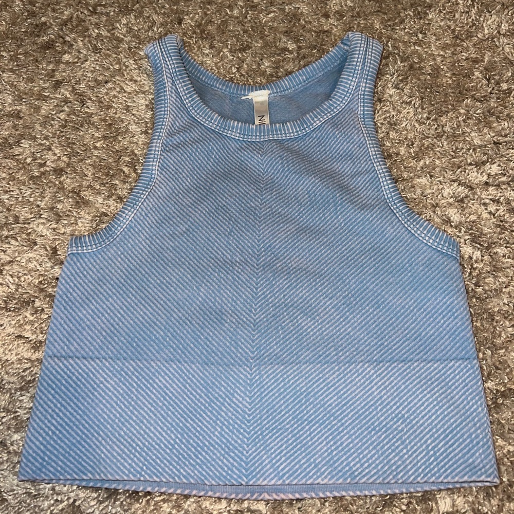 Nikibiki top